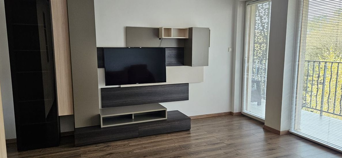 Mieszkanie 65.5 M2 + garaż 26 m2