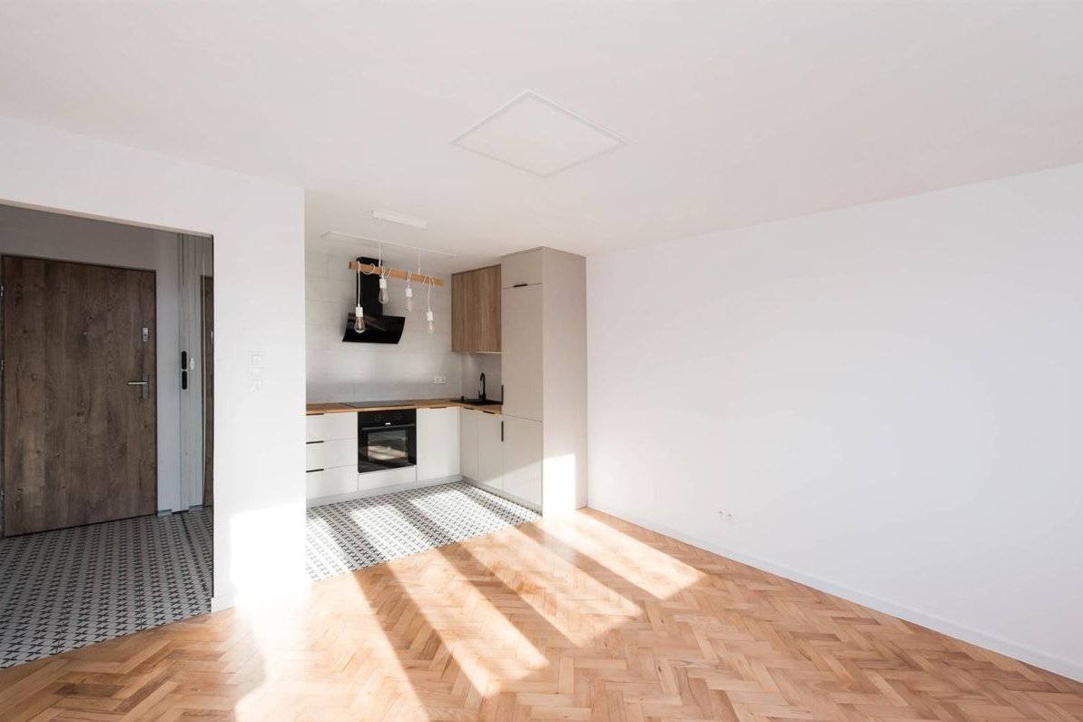 Ślicznie wyremontowane, słoneczne, parkiet