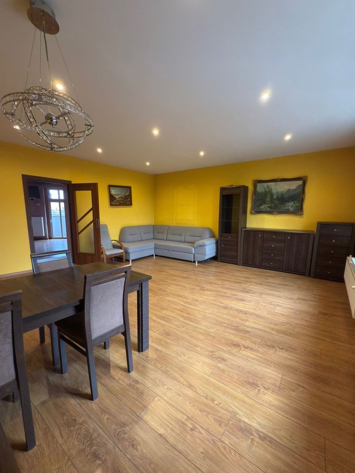 Bytom Łagniewniki M4 z garażem i klimatyzacją