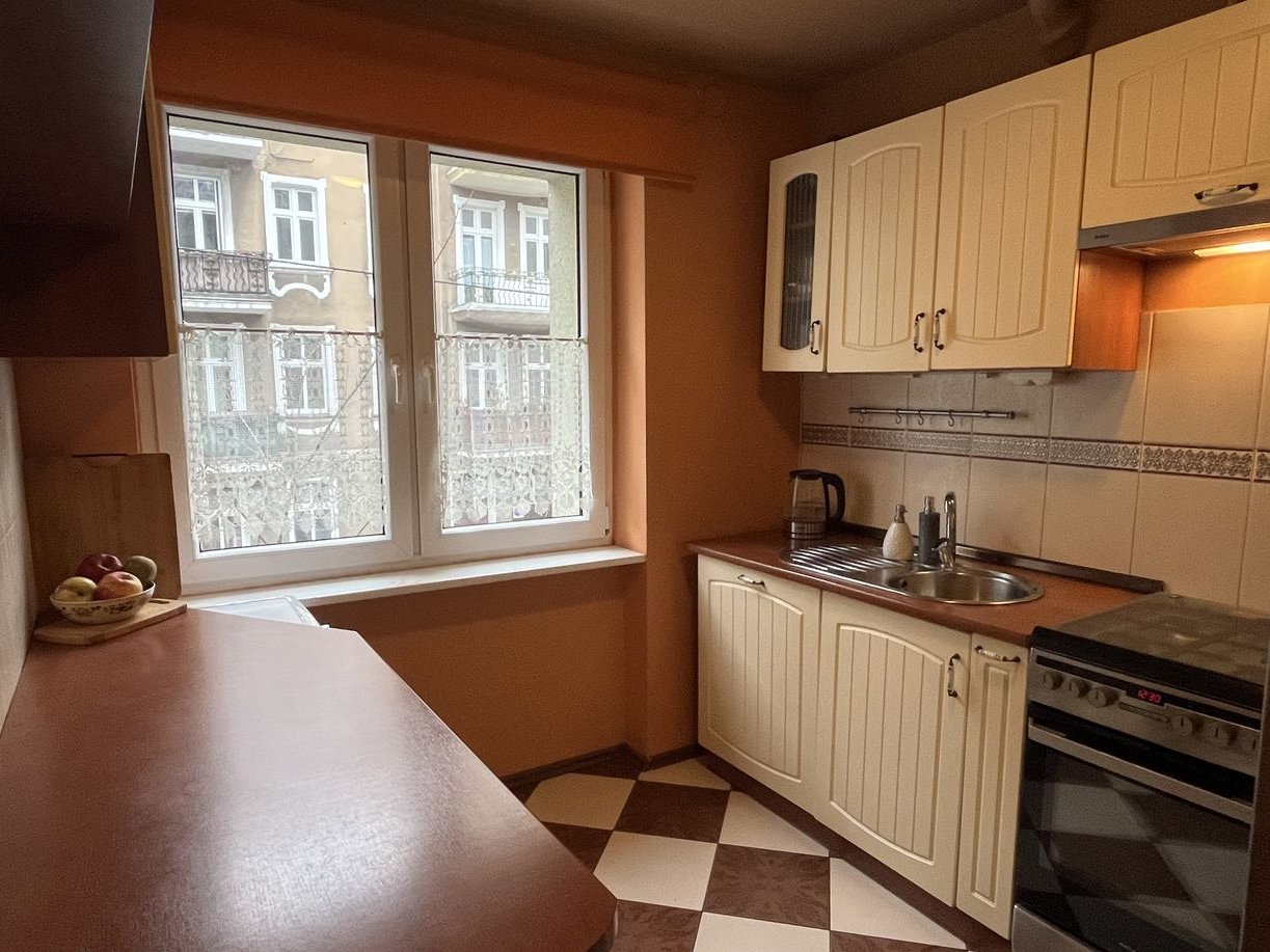 2 pokoje | Łazarz | cegła | pełna własność | bez prowizji