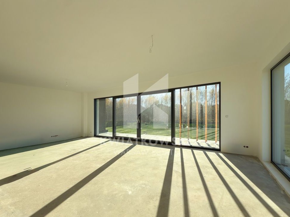 Nowoczesny dom w spokojnej części Bielawy