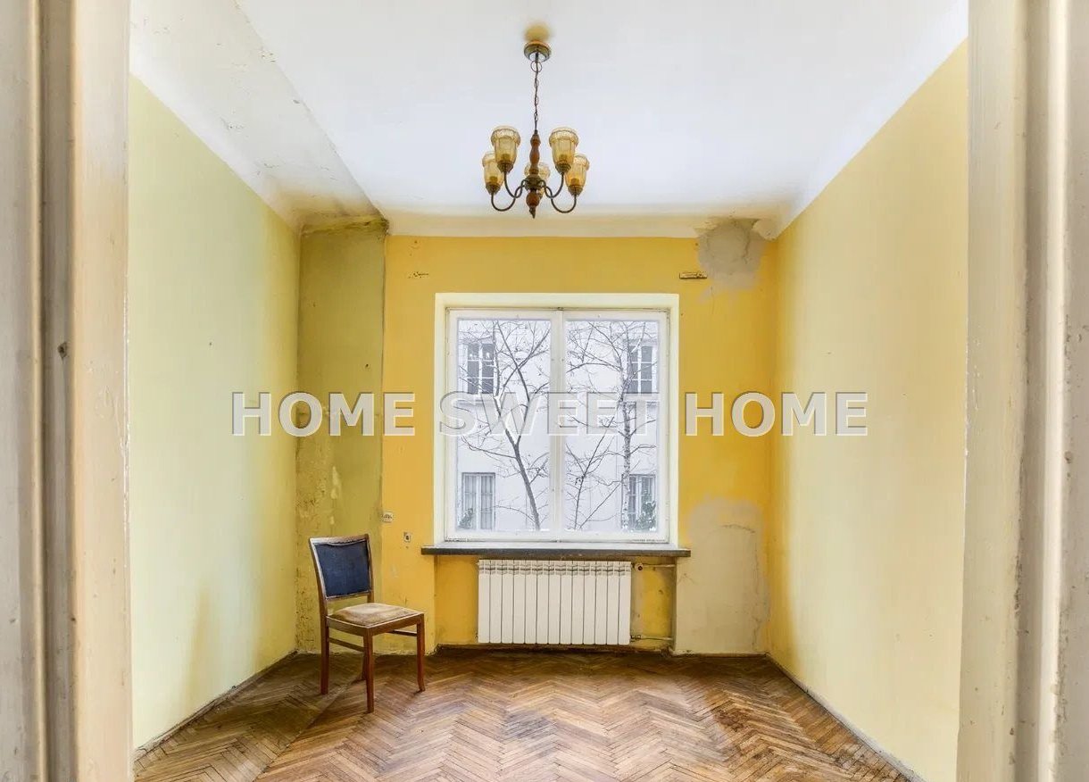 Okazja!Kmienica-Górny Mokotów-2 pokoje do remontu.