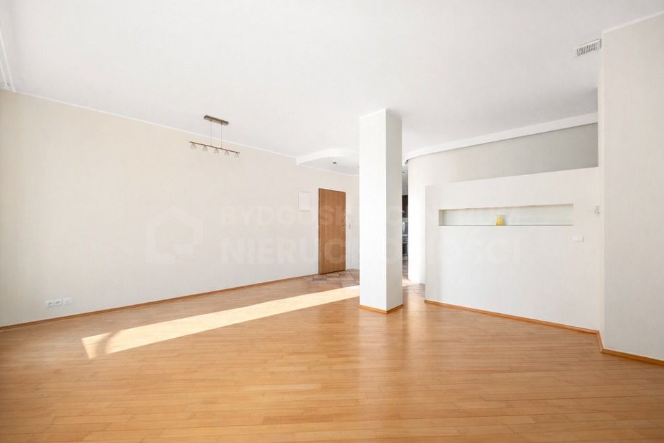 Przy Juraszu, 3 pok, 2 balkony, garaż, blok z 2004