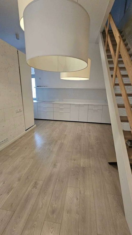 101 m2, dwupoziomowe, ścisłe centrum