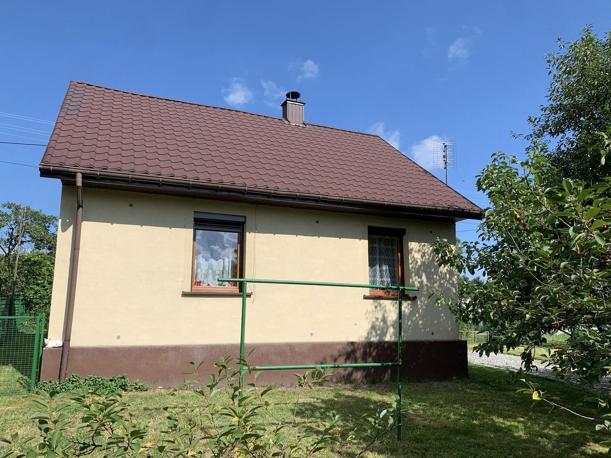 Dom 77m2 + wolnostojący garaż 40 m2 w malowniczej miejscowości