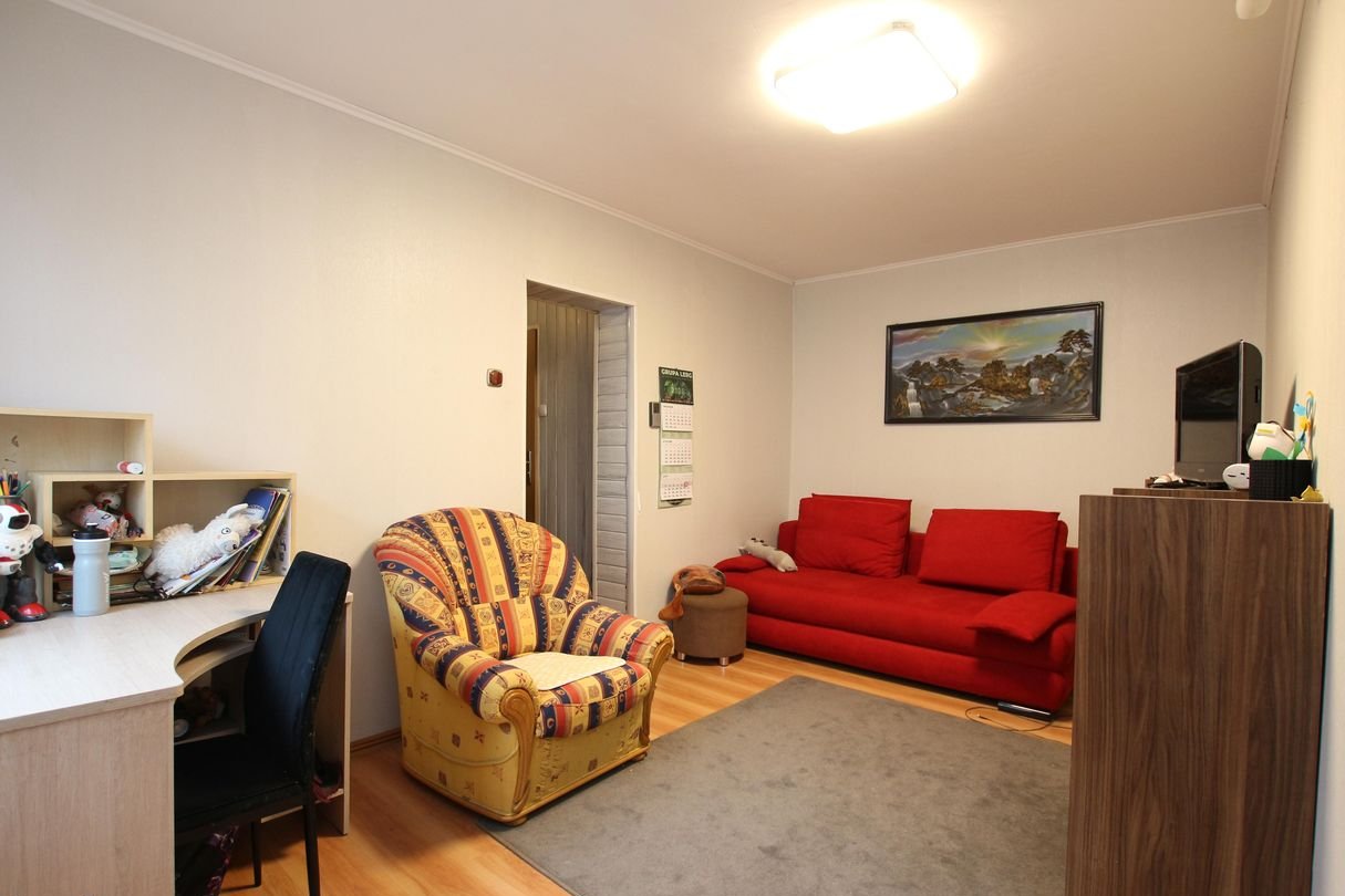 Dwa pokoje, cena do negocjacji.