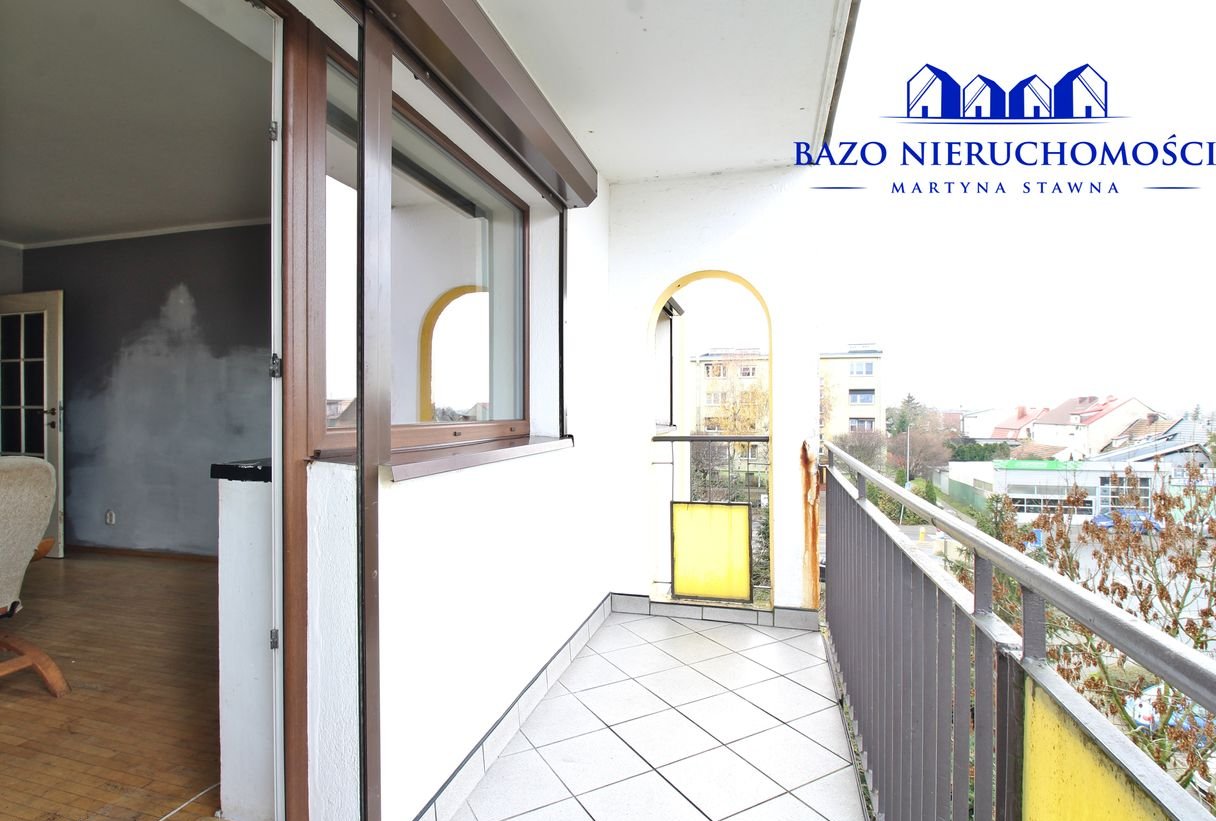 Duże mieszkanie na II piętrze os. Konstytucji Kościan