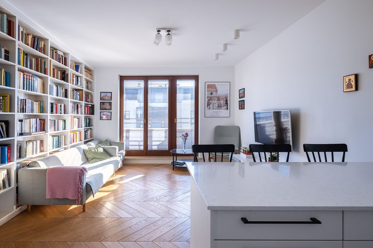 4/5 pokoi - gabinet - do zamieszkania - dla rodziny