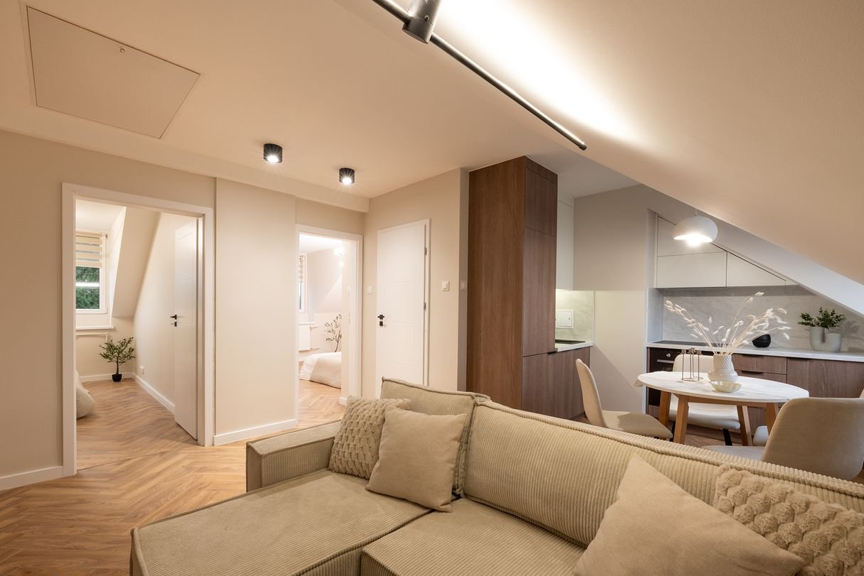 PRZESTRONNE 3 POKOJE! * GOTOWE DO WPROWADZENIA * WYSOKI STANDARD