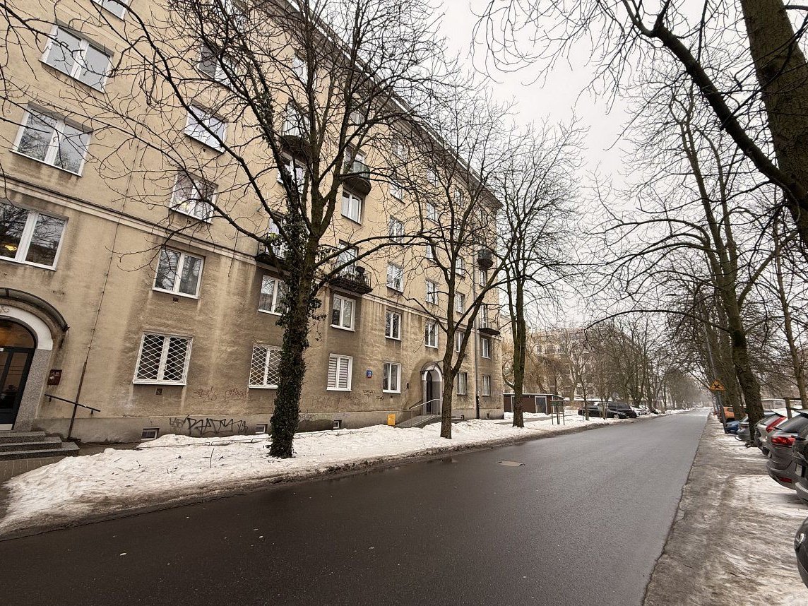 Kamienica przy Metrze Racławicka