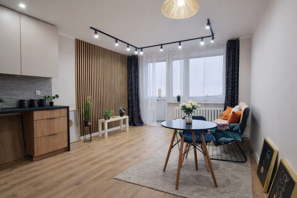 Przestronne 3-pokojowe mieszkanie z balkonem