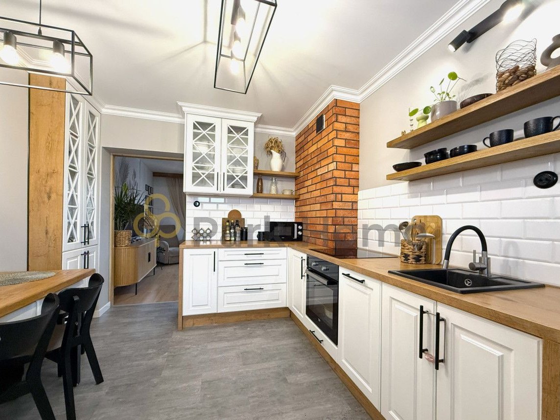 Jarosławki - Klimatyczny segment z własnym ogrodem