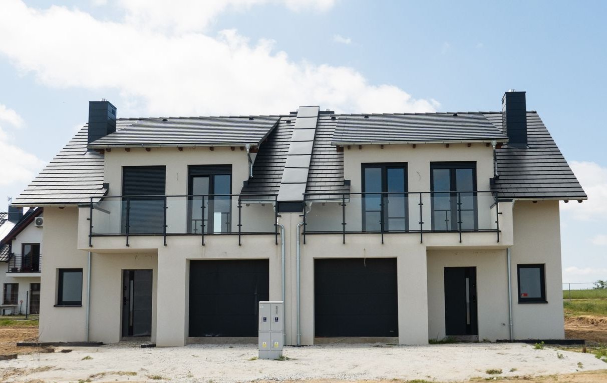 DOM W ZABUDOWIE BLIŹNIACZEJ NA SPRZEDAŻ!!!