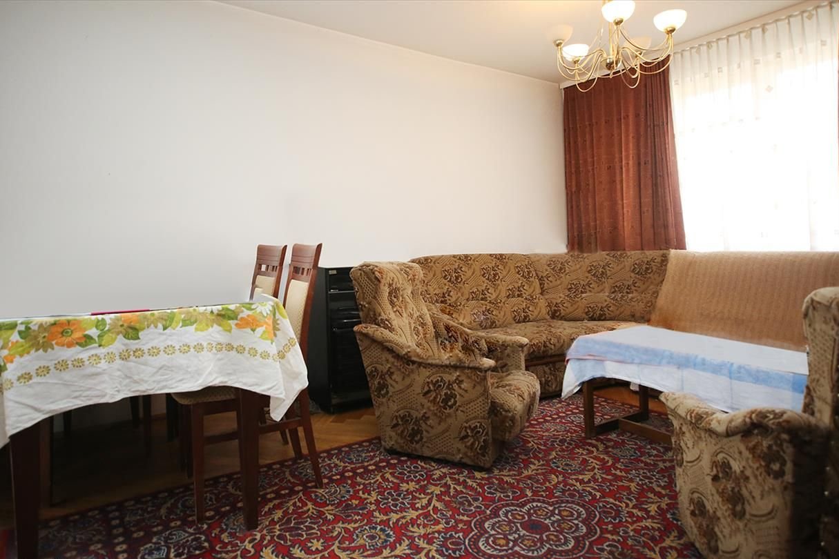 Trzy pokoje, Bielany