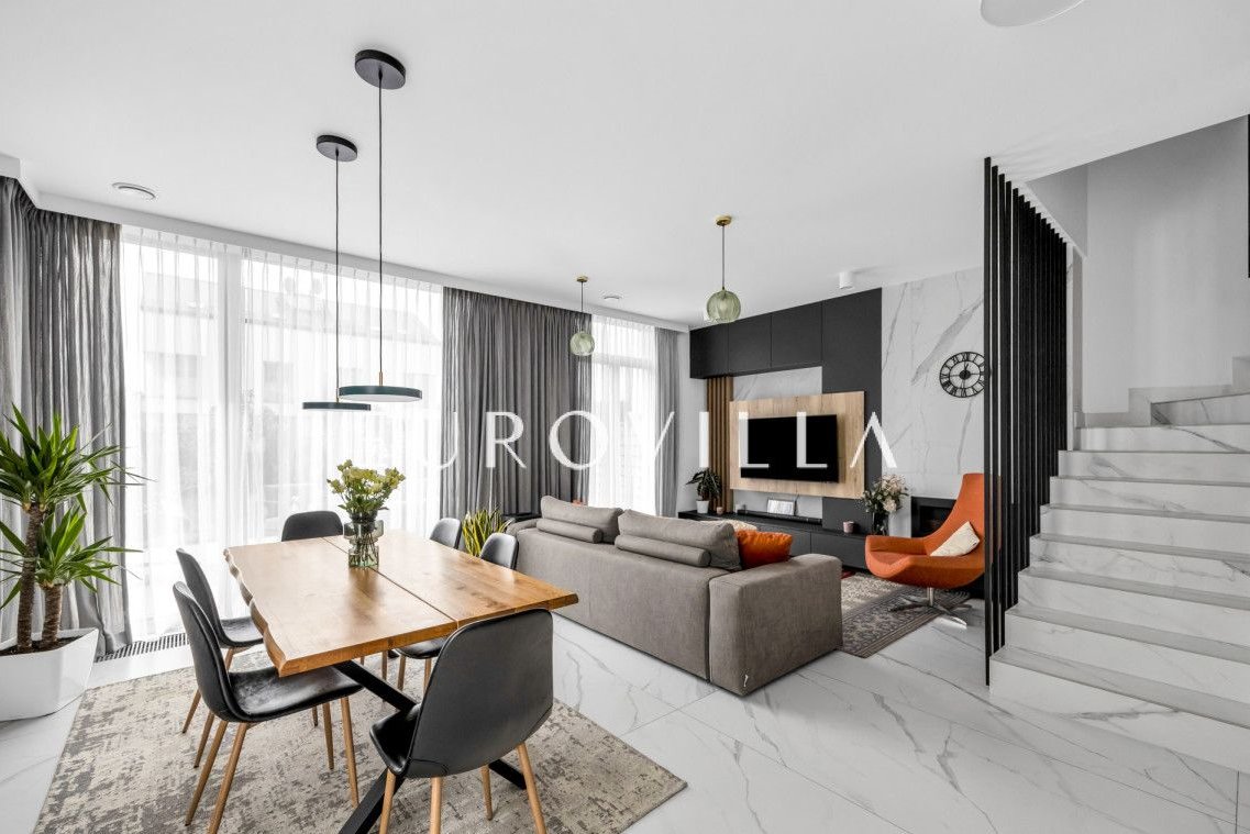 Modern interior, 6 rooms, close to Asw - Harmonium