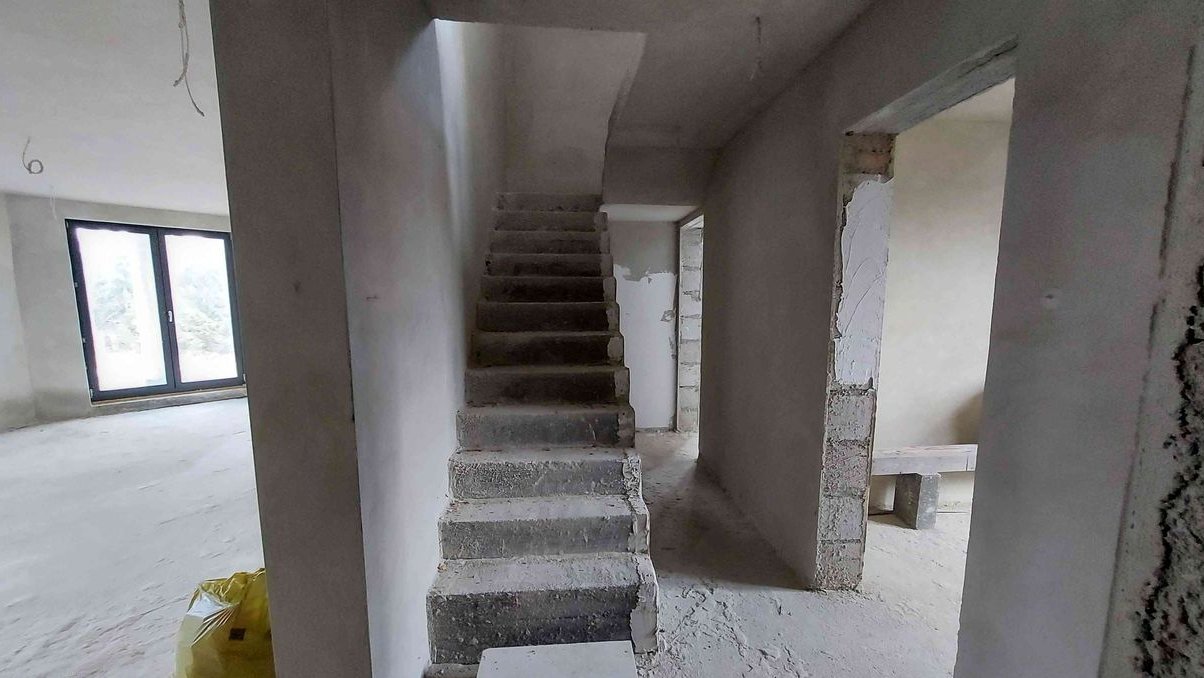 Wolnostojący, wszystkie media