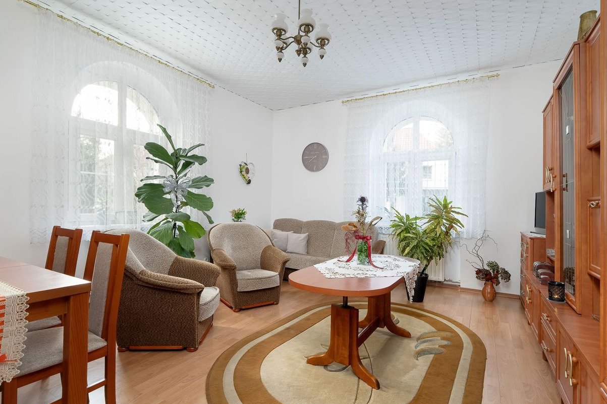 Na sprzedaż przestronne 4-pokojowe mieszkanie o powierzchni 100,32 m²