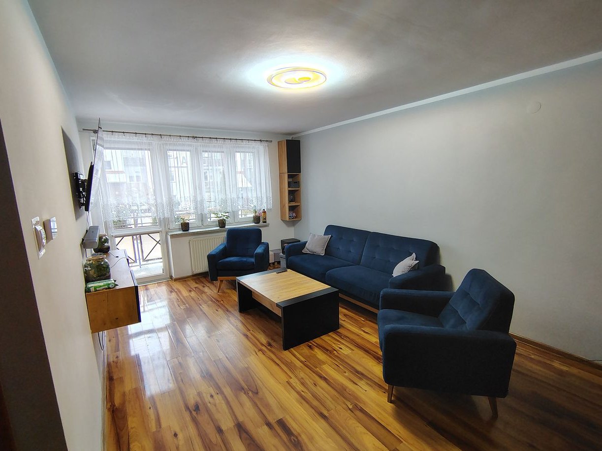 Mieszkanie dwupoziomowe z garażem i dużym balkonem