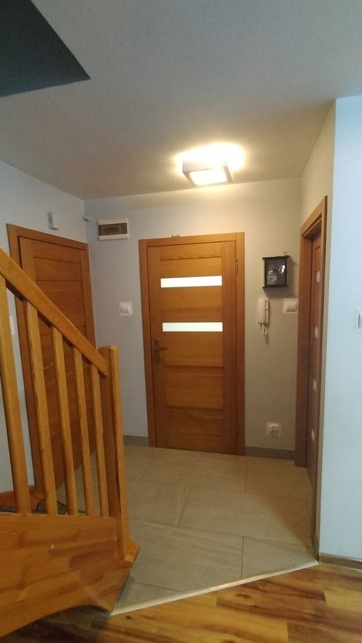 Mieszkanie dwupoziomowe z garażem i dużym balkonem