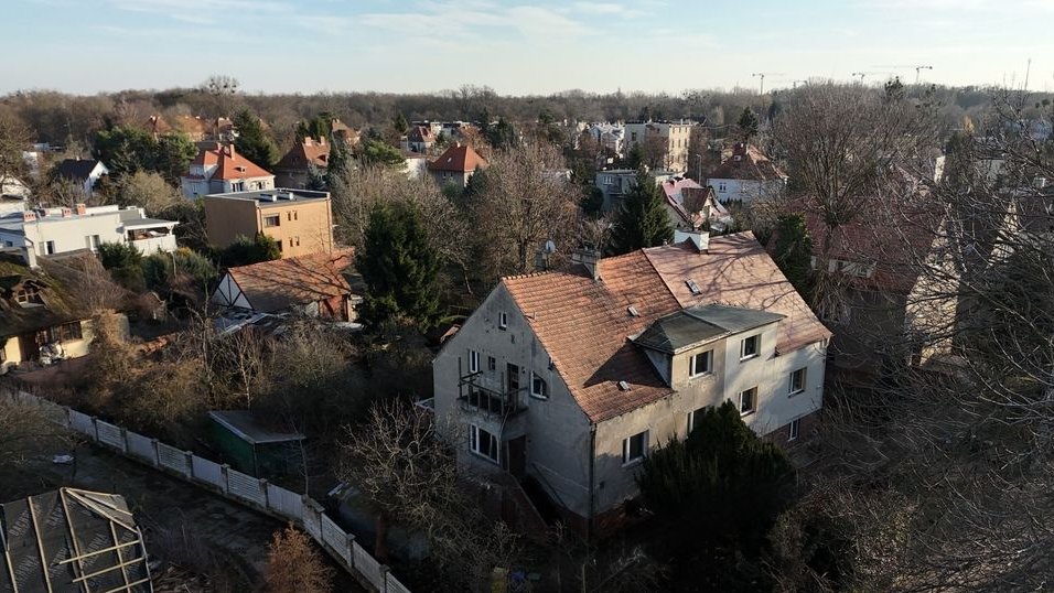 Dom ul.Okólna, działka 890 m²