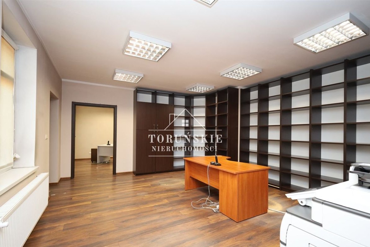 Dwa budynki w centrum Chełmna