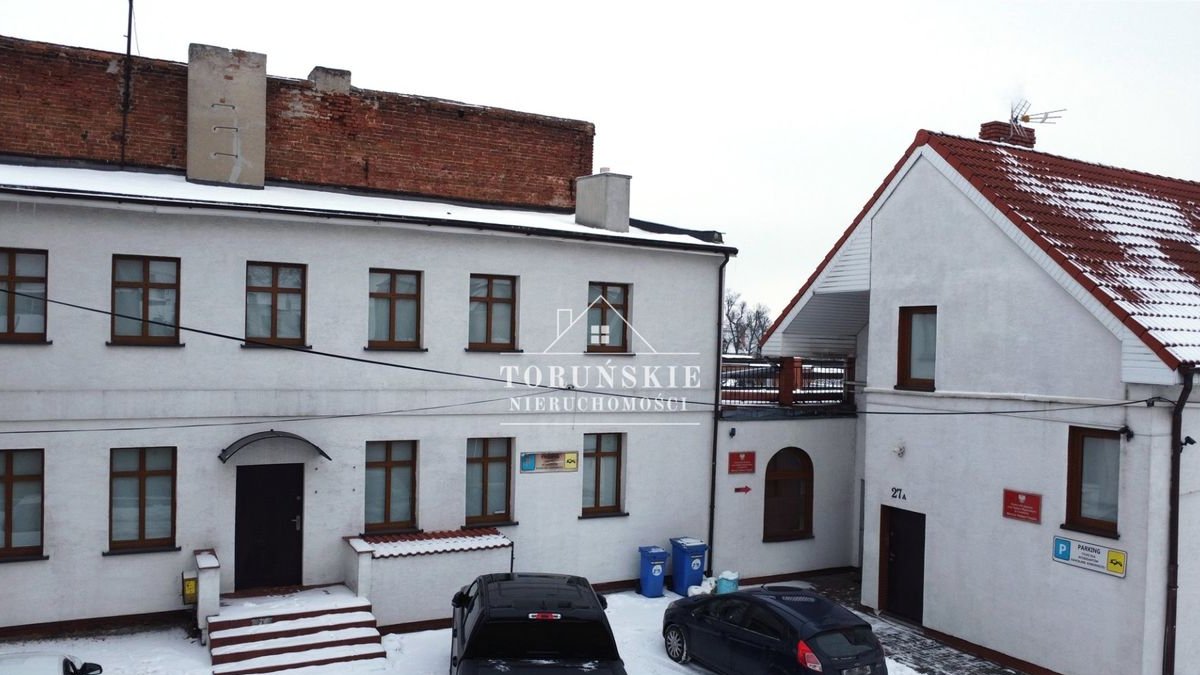 Dwa budynki w centrum Chełmna