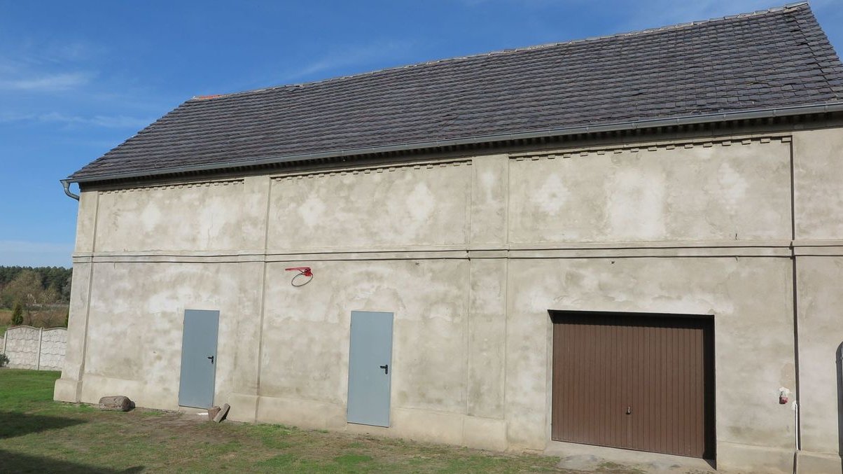 WYJĄTKOWY DOM NA WSI – DWA MIESZKANIA I PRYWATNY DOSTĘP DO RZEKI OBRA