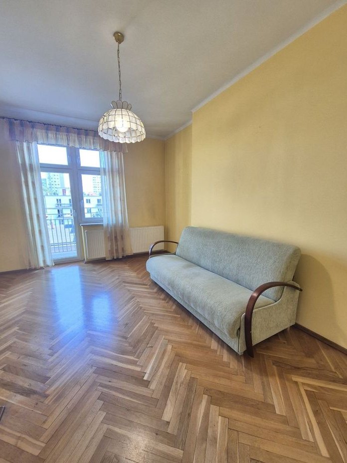 2 pokoje w centrum Gdyni