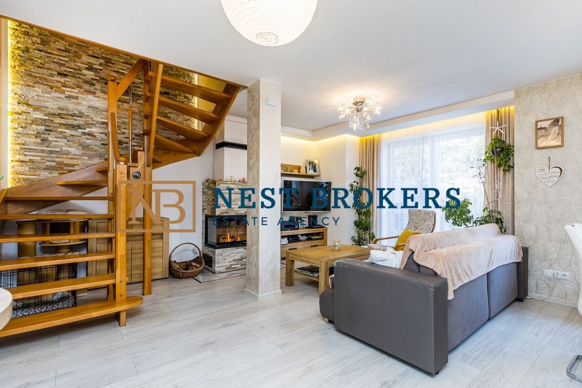 Nowoczesny dom w Niepołomicach z garażem