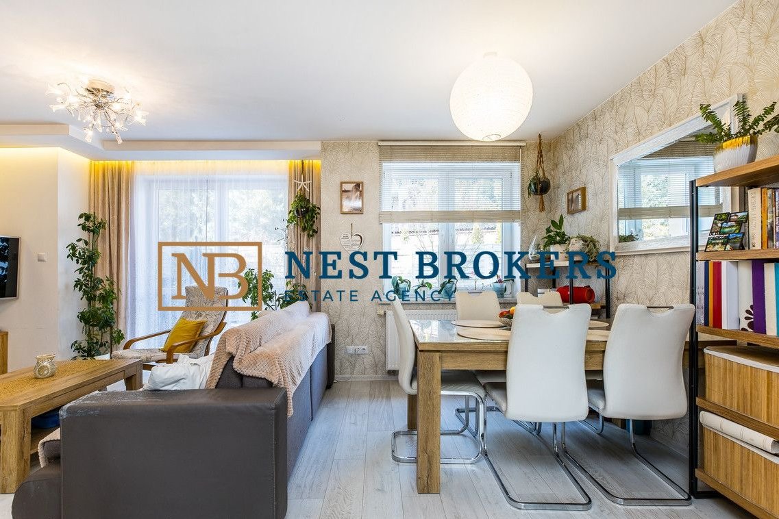 Nowoczesny dom w Niepołomicach z garażem