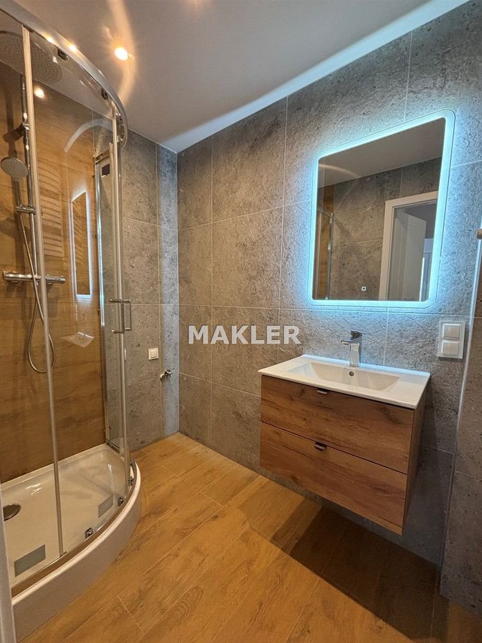 2 pokoje z loggią Bartodzieje do remontu