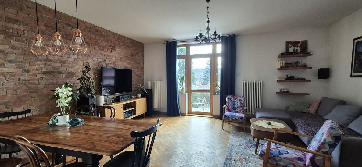 ZAREZERWOWANE Przestronny dom z garażem, blisko centrum