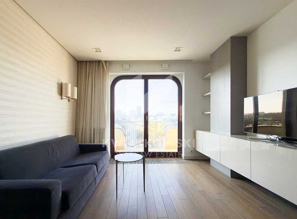 Apartament w Belvedere Residence, basen i siłownia