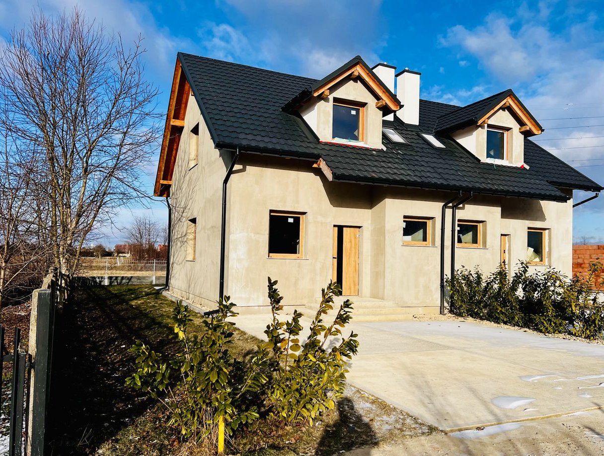 Dom w zabudowie bliźniaczej ul.Wojslawska