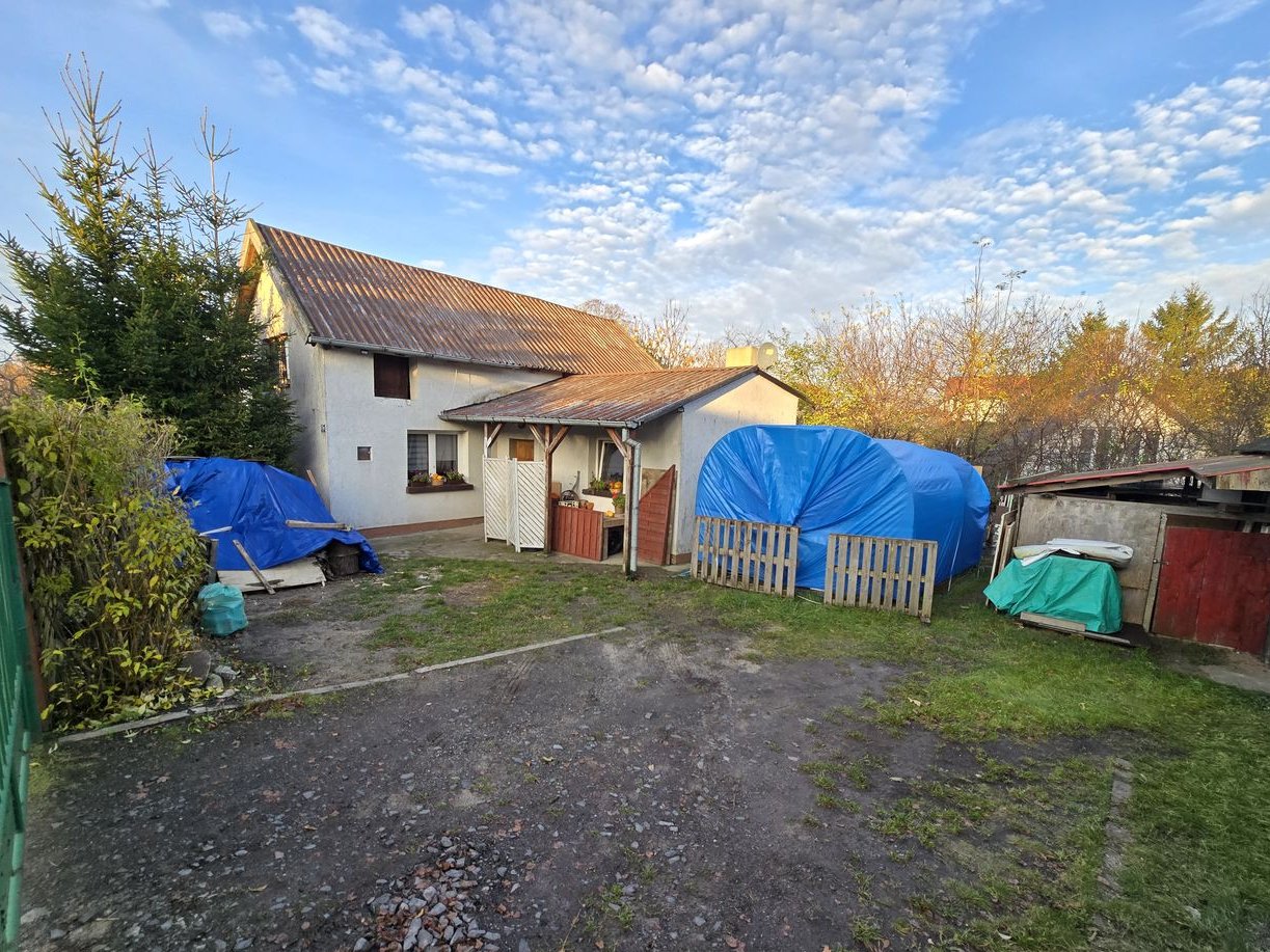 Syndyk sprzeda nieruchomość gruntową zabudowaną w Tyrowie