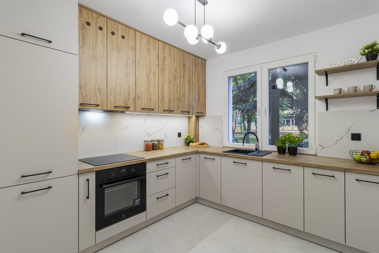 I piętro, 60 m2, 4 pokoje, osiedle Gołębiów I