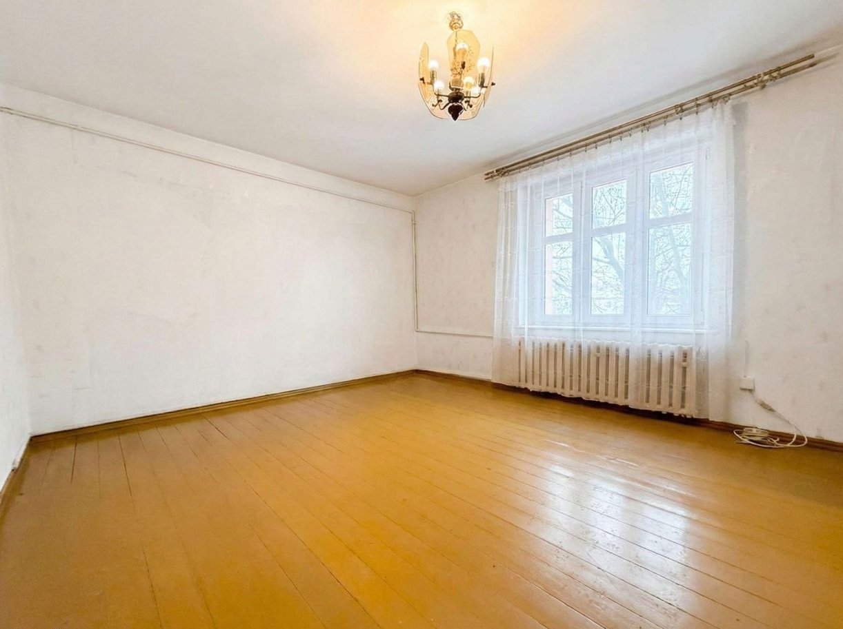 Mieszkanie 2 pokojowe do remontu