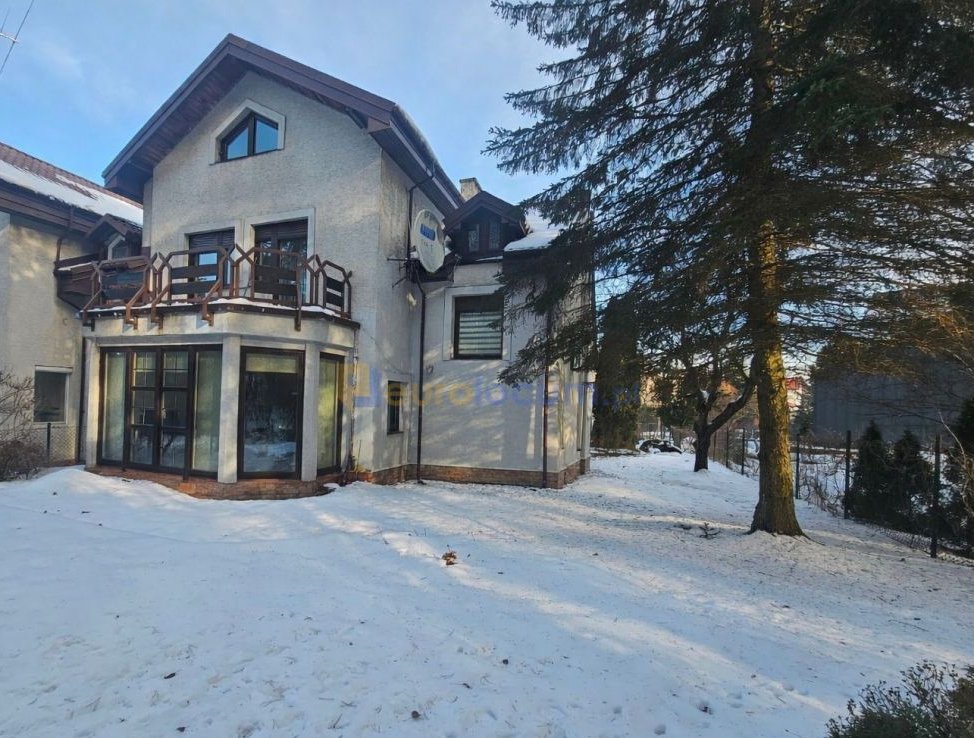 Dom w zabudowie szeregowej