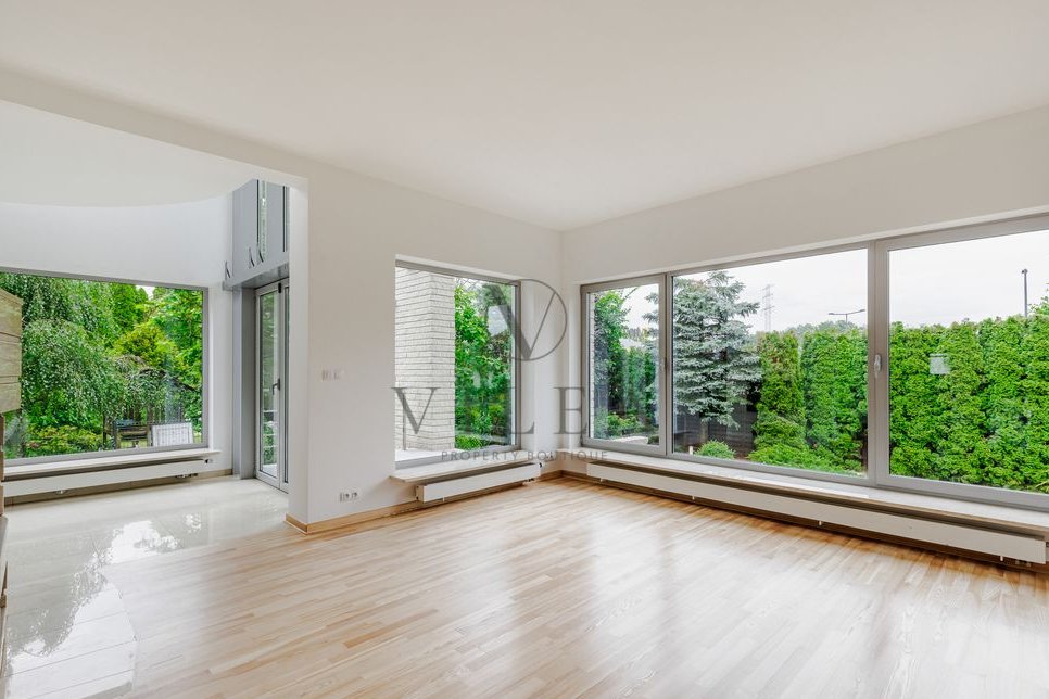 Zawady - przestronny dom z 4 sypialniami