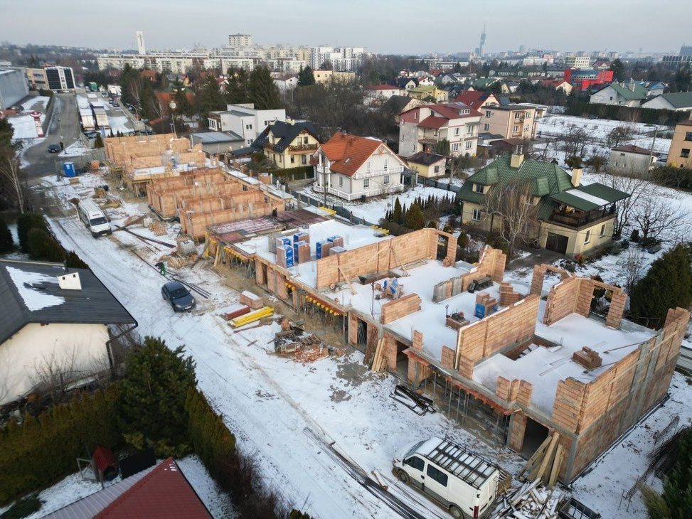 54m2| 3 pokoje z 225m2 ogórdkiem|os.Architektów