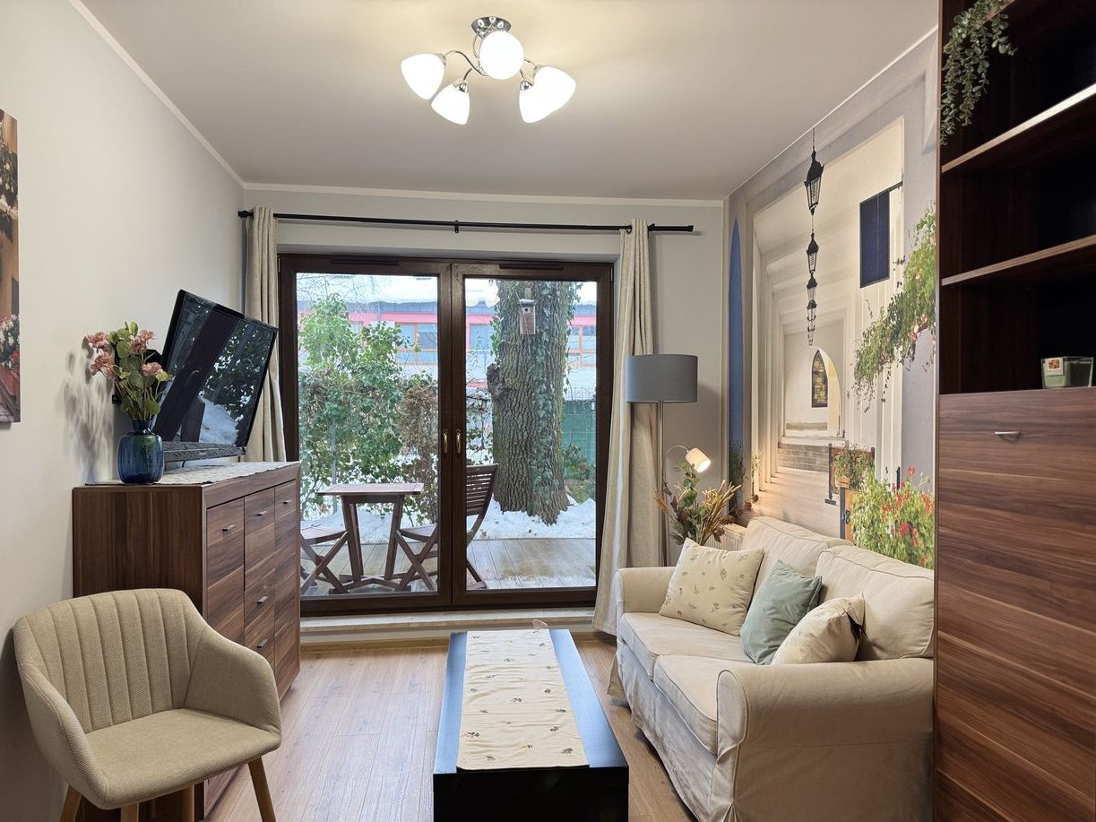 2 pokoje 48 m² z ogródkiem 21 m² Garaż Miejsce park. Winda Niska zabud