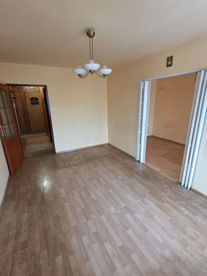 Mieszkanie 49 m² z potencjałem – Nałęczów, ul. Partyzantów