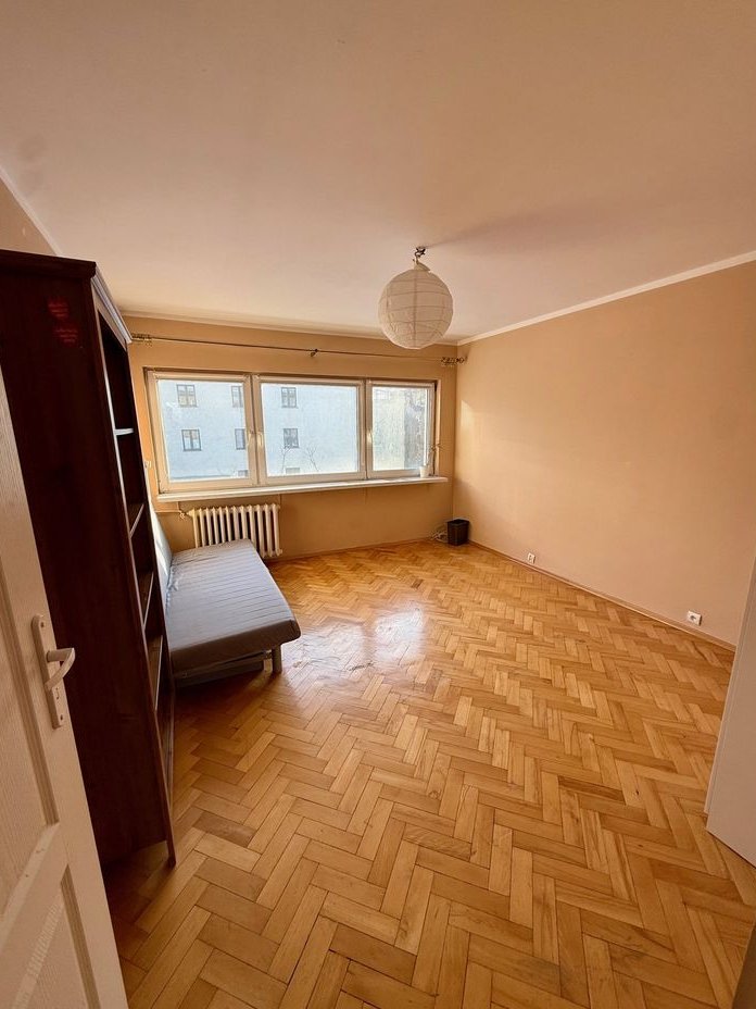 3-pokojowe mieszkanie przy metrze - sprzedam bezpośrednio