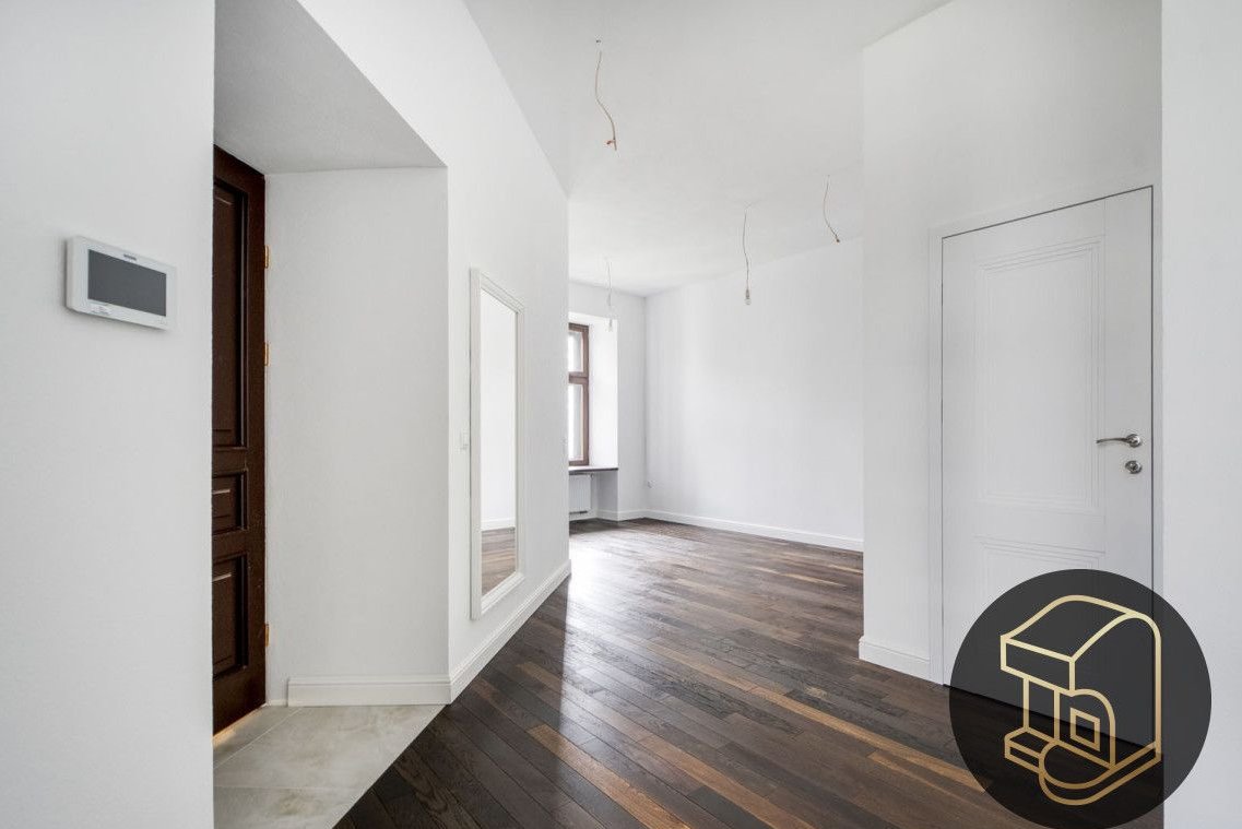 Świetna kawalerka inwestycyjna w prestiżowym budynku