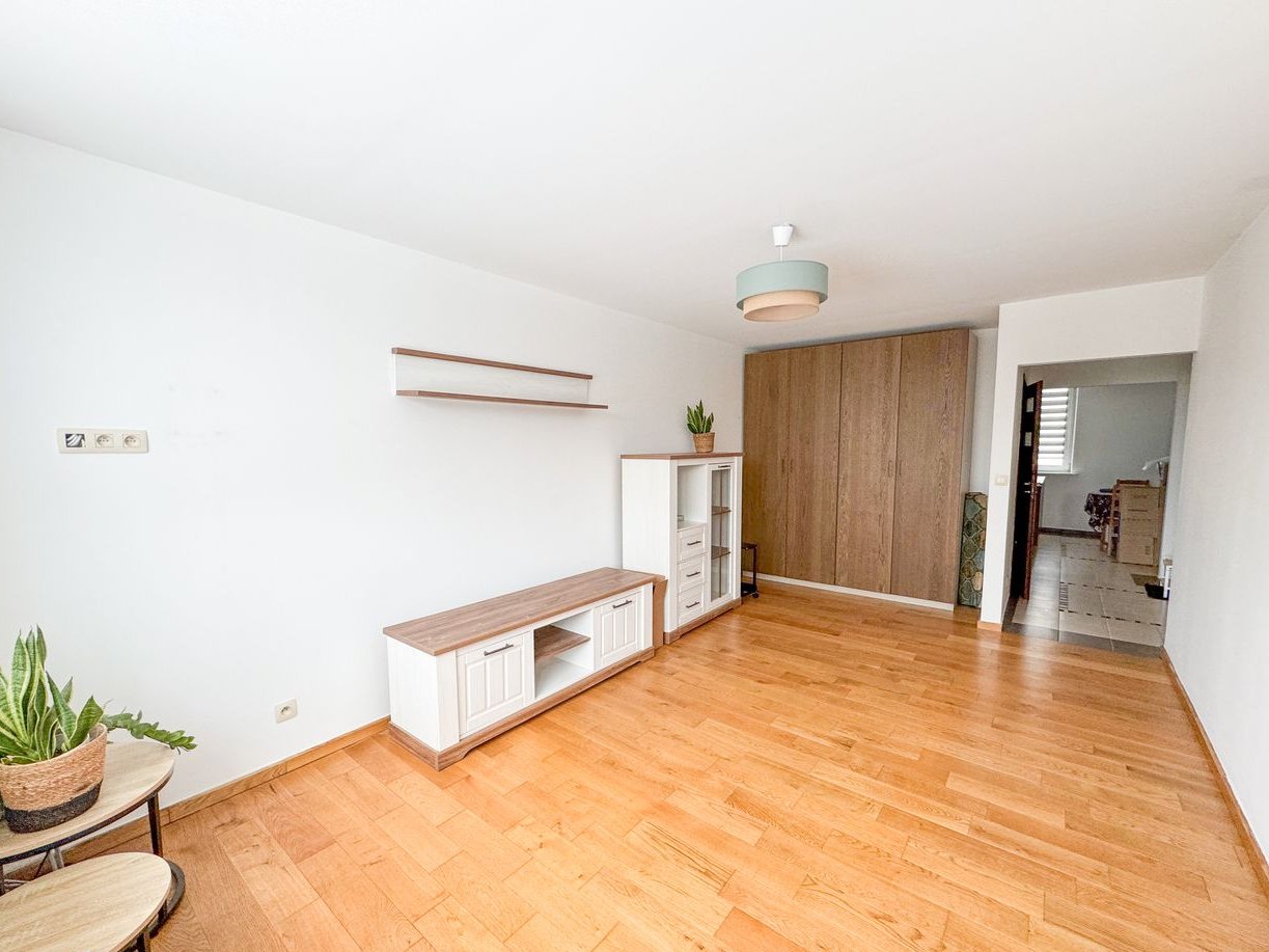 Karnity – 2-pokojowe mieszkanie 55 m² || Blisko jezior
