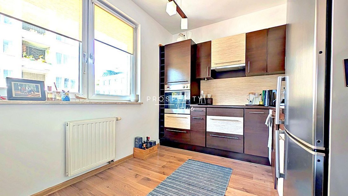 Przestronne, słoneczne 2 pokoje blisko centrum