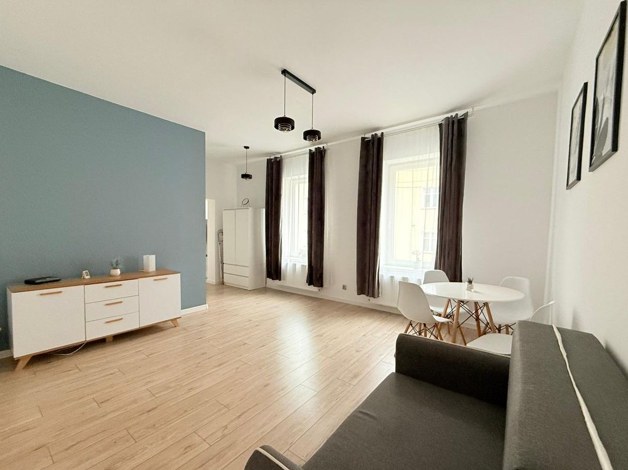 2 apartamenty po kapitalnym remoncie,wyposażone gotowe do zamieszkania