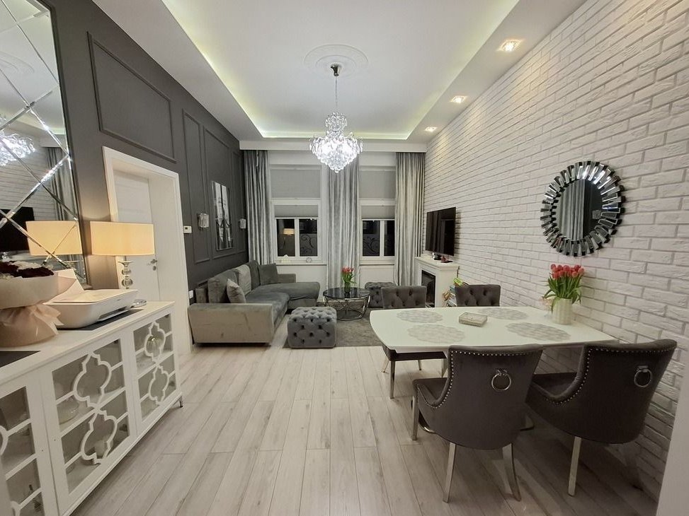 Stylowe 94m2 w Centrum, niski czynsz, garaż