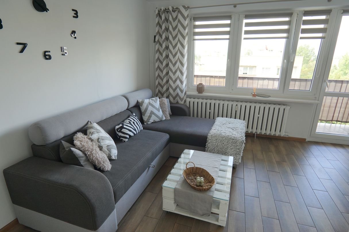 Przestronne 1-pokojowe mieszkanie z balkonem