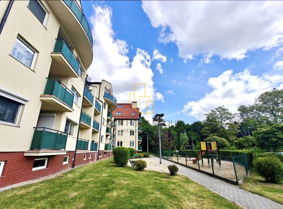 Pilczyce/Park/70m2/lux/2006r